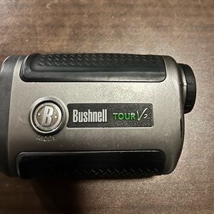 Bushnell V2 range finder
